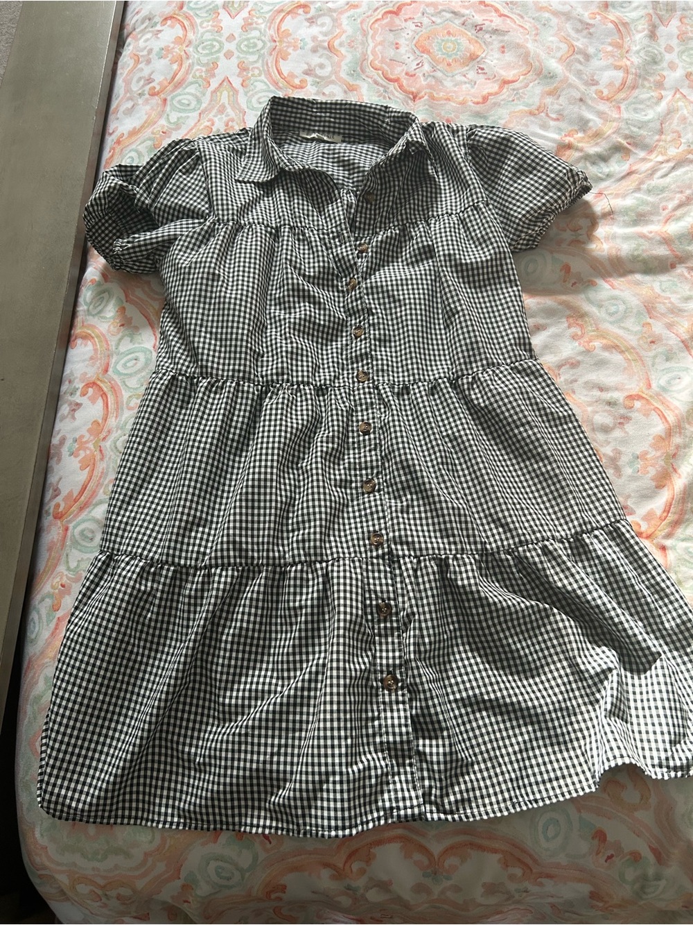 Women M Black and White Gingham Button-Front Dress